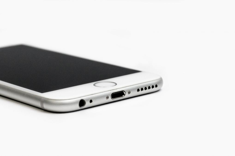 ‘Apple lanceert nieuwe 6,1 inch iPhone met dual-sim’ 