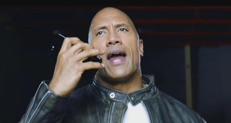 Video: een dag uit het leven van Dwayne ‘The Rock’ Johnson met Siri