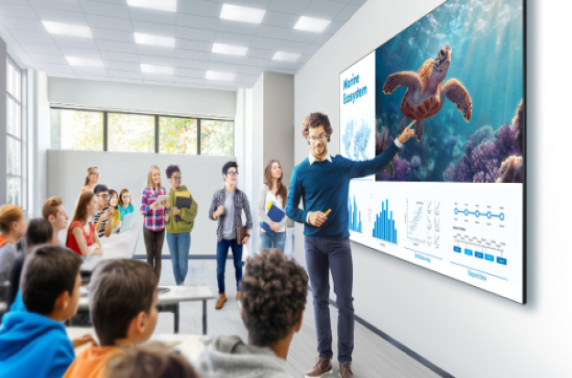 Nieuw Panasonic all-in-one LED-display: uitzonderlijke prestaties, bruikbaarheid en flexibiliteit